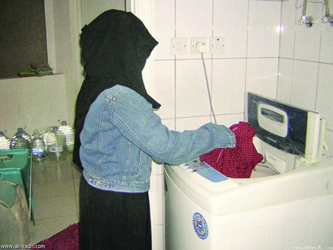 مأساة جديدة  :  الخادمة علمت ابنتي الشُّذوذ!